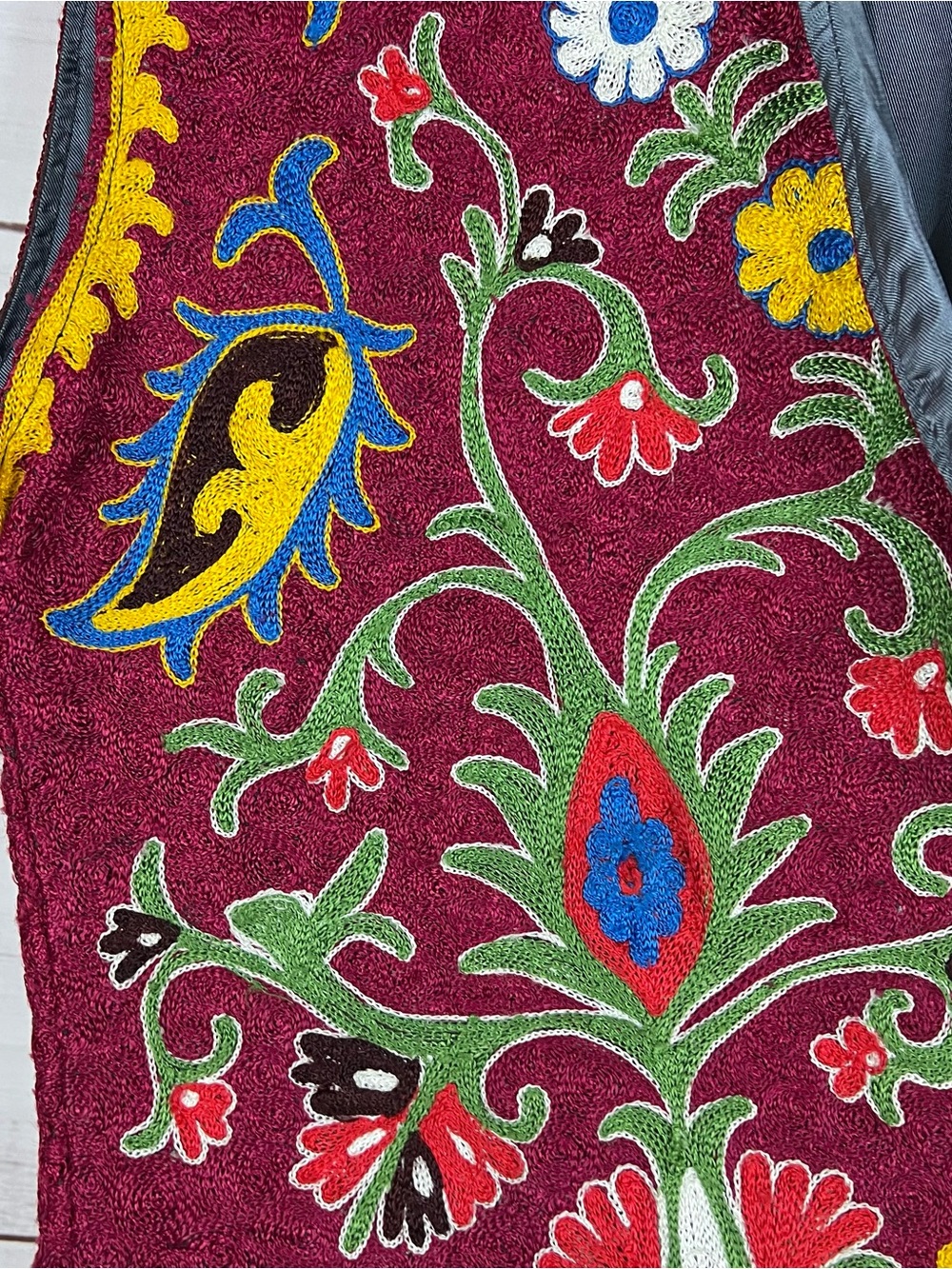 Vintage Uzbek Textile Embroidered Vest Med Black Suzani Ottoman Tulip Boho XL/2X - Picture 3 of 6
